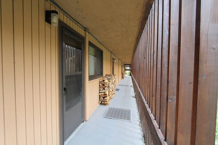 Ferienwohnung für 6 Personen, mit Balkon und Whirlpool - 1