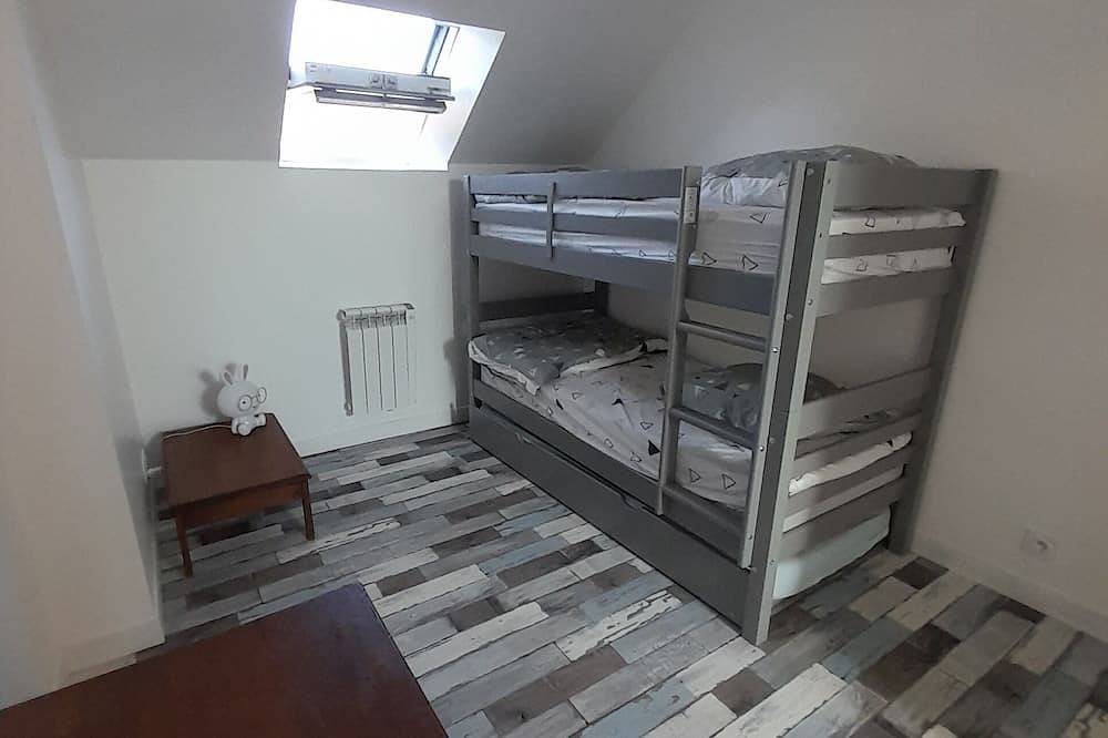 Campagne proche des commerces 2 chbres 2 sdb in Marzan, Côte des Mégalithes