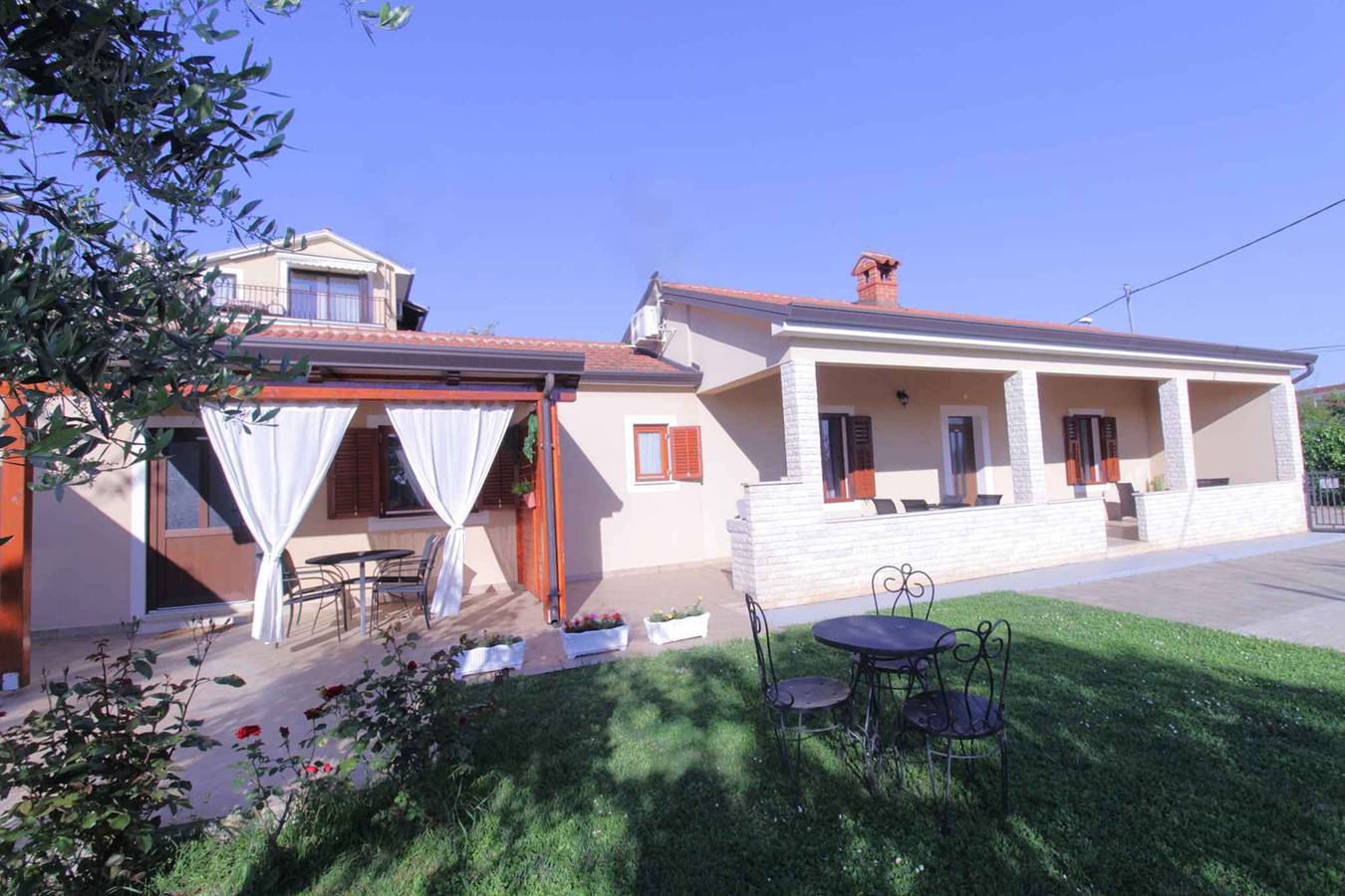 Ganze Ferienwohnung, Ferienwohnung mit Grill in Zambratija, Umag und Umgebung