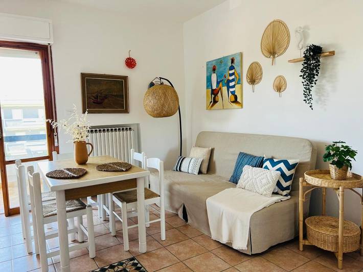 Appartamento per 3 persone, con giardino e panorama in Silvi Marina