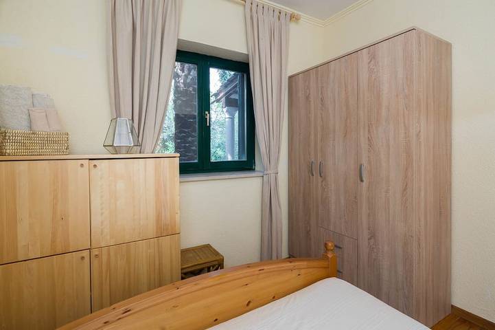 Strandvilla mit 5 Schlafzimmern auf Peljesac. Atemberaubender Strand. 1. Reihe. Amerikanischer Besitzer in Orebic, Dubrovnik-Neretva