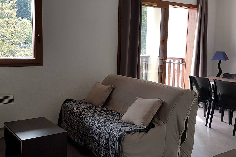 Apartamento entero, T2/7-Apartamento-Club-Baño privado con bañera-Vista a la Montana in Selonnet, Alpes de Alta Provenza