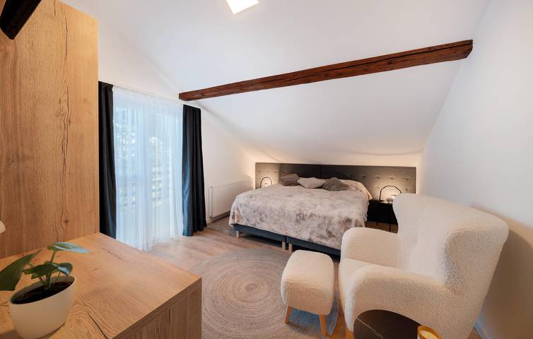 Gemütliche 200 m² große Wohnung mit Pool und Terrasse in der Nähe des Flusses Dunavac in Draž, Osijek-Baranja