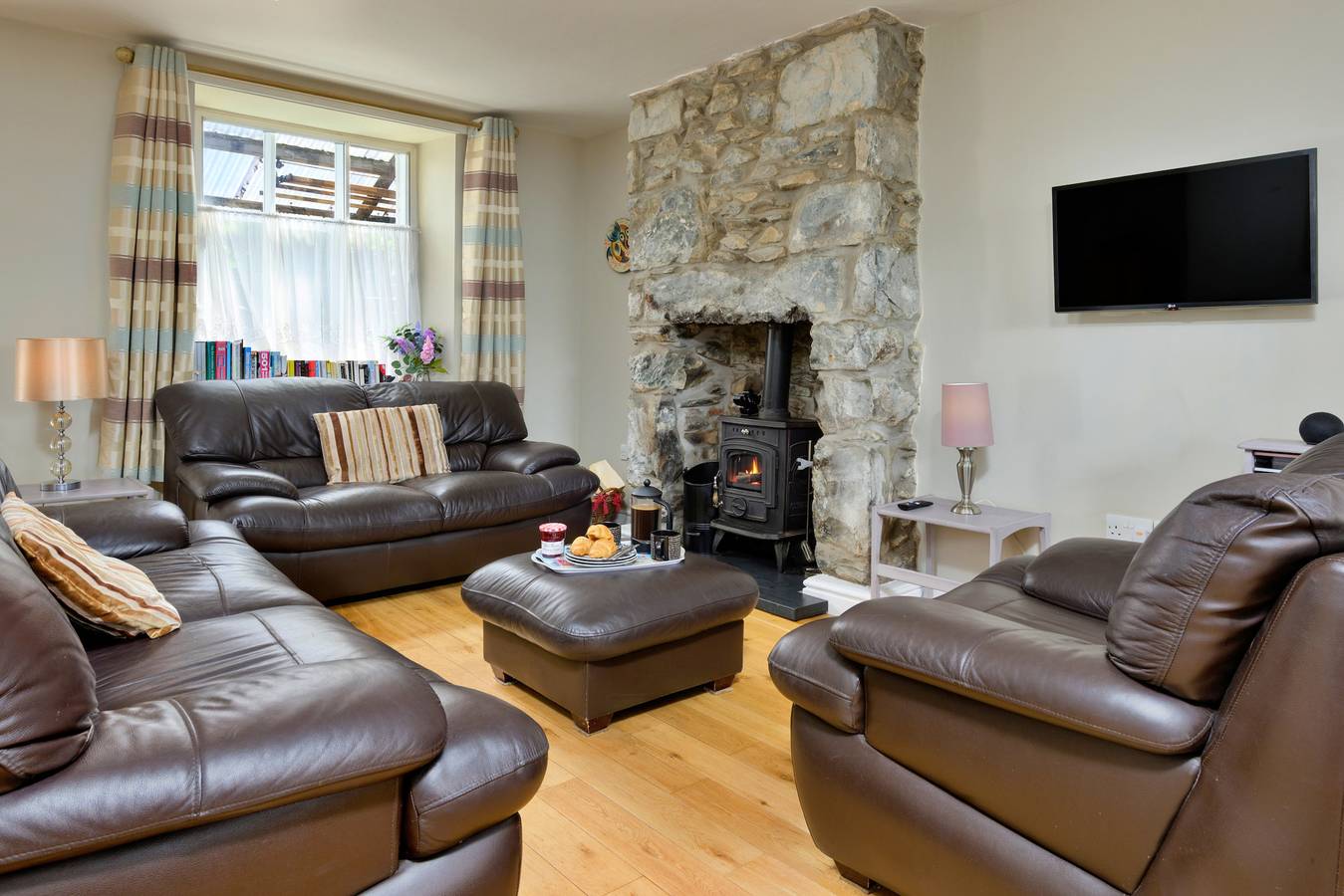 Artro View in Llanbedr, Snowdonia