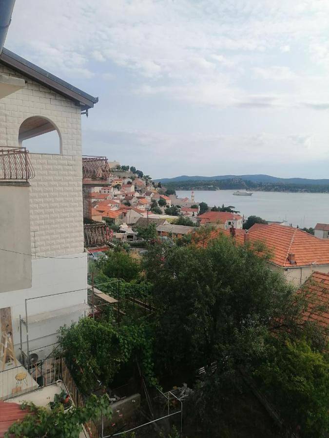 Maison d’hôte pour 2 personnes, avec balcon et vue à Šibenik