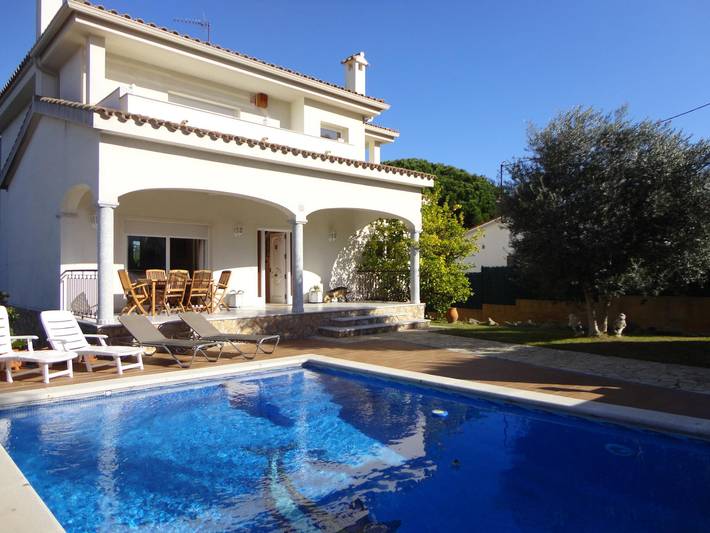 Casa rural para 8 personas, con terraza y jardín en Santa Cristina de Aro