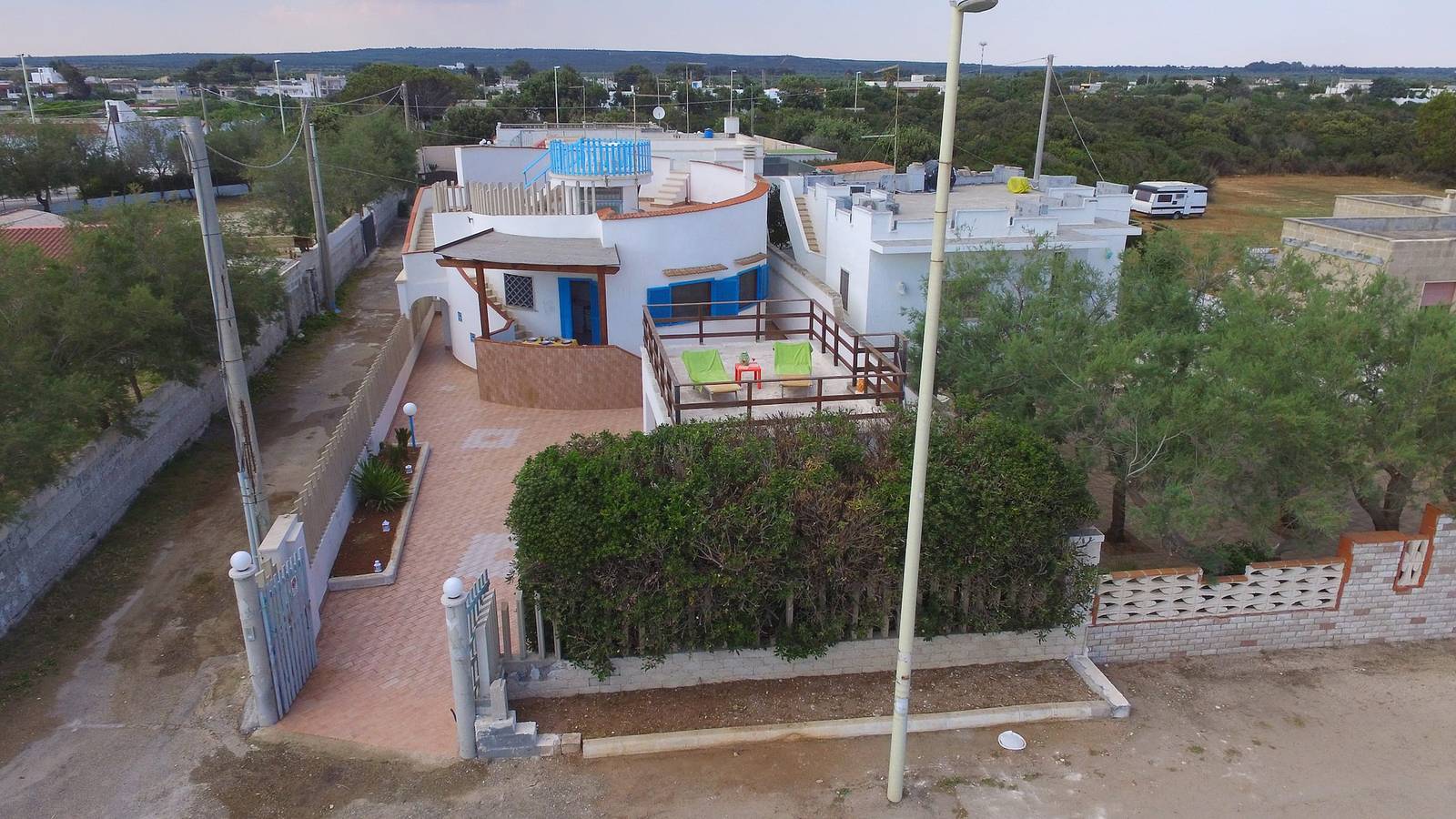Villa Azzurra con piscina e con vista mare fronte Spiaggia Specchiarica di San Pietro in Bevagna in Specchiarica, Manduria