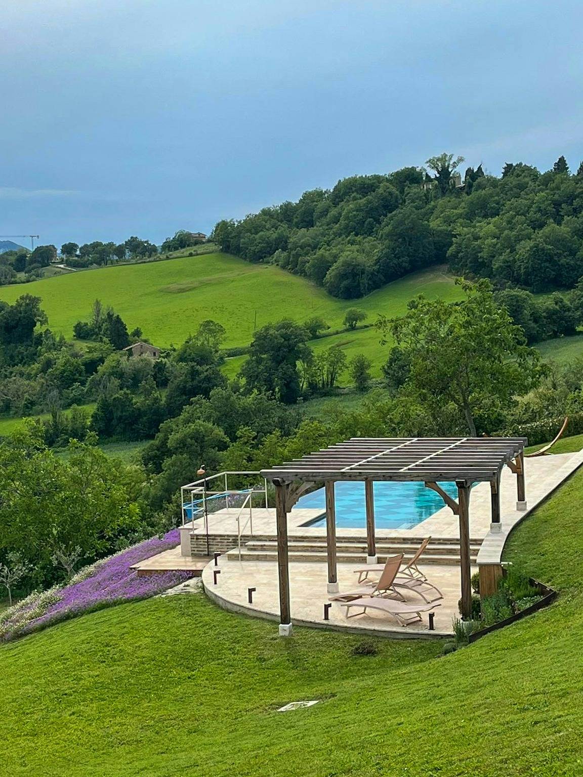 Villa in arenaria nei pressi di Gualdo in Gualdo, Parco nazionale dei Monti Sibillini