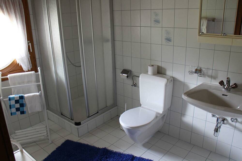 Geheel appartement, Vakantieappartement voor 2 tot 4 personen - Apart Haus Leni`s in Nauderer Berge, Nauders