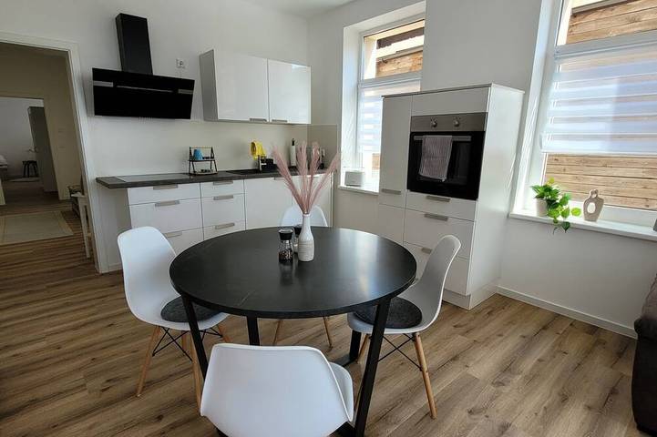Ferienwohnung für 5 Personen, mit Balkon in Sonneberg