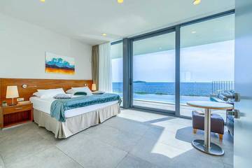 Villa für 10 Personen in Rogoznica, Šibenik-Knin, Bild 1