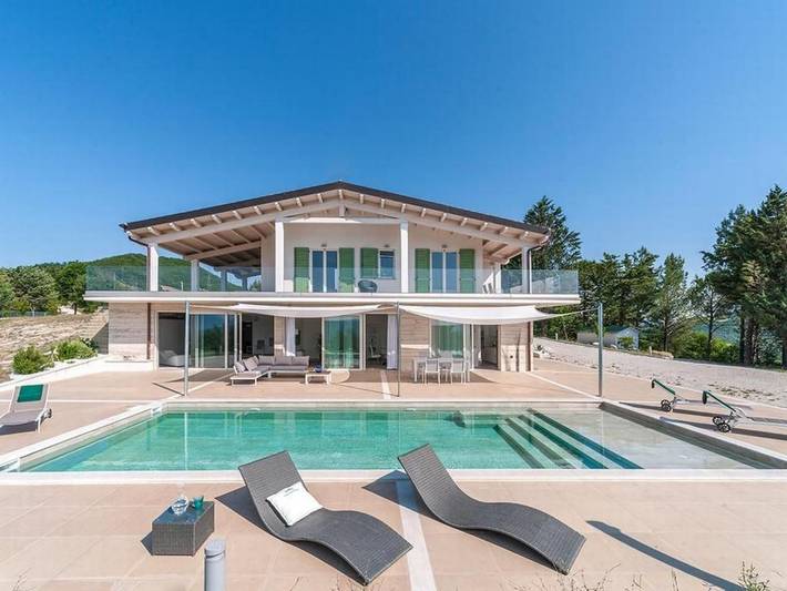 Agriturismo per 8 persone, con giardino a Acqualagna