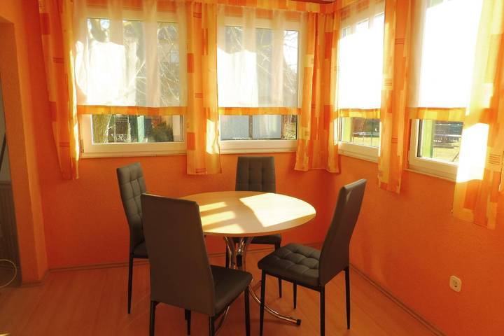 Ferienhaus für 3 Personen, mit Terrasse und Garten in Brandenburg an der Havel - 3