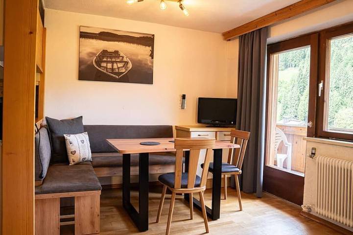Ferienwohnung für 4 Personen, mit Balkon und Garten in Kelchsau