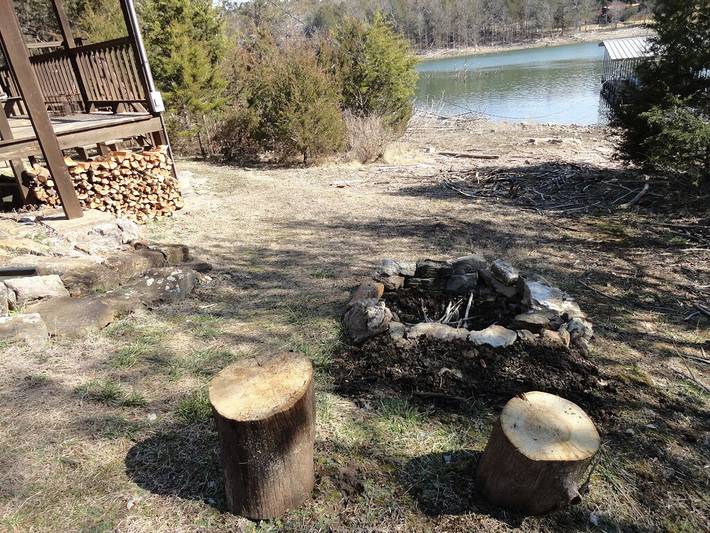 Vacation rental for 16 people, with yard and terrace in Beaver Lake