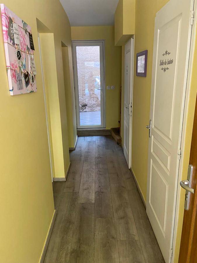 Location de vacances pour 10 personnes, avec terrasse et vue à Andance - 3