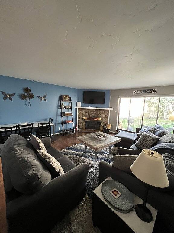 Gîte pour 8 personnes, avec piscine et jacuzzi ainsi que jardin et balcon à Avon - 3