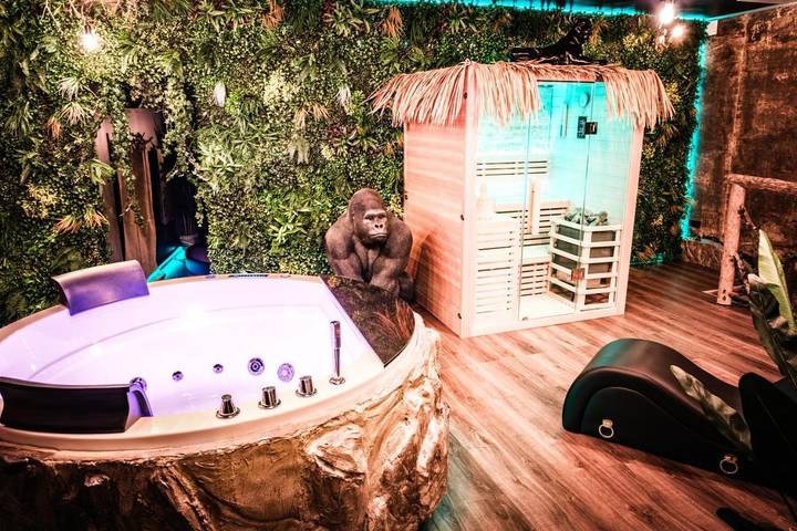 Cottage pour 2 personnes, avec jacuzzi et sauna dans Breuches