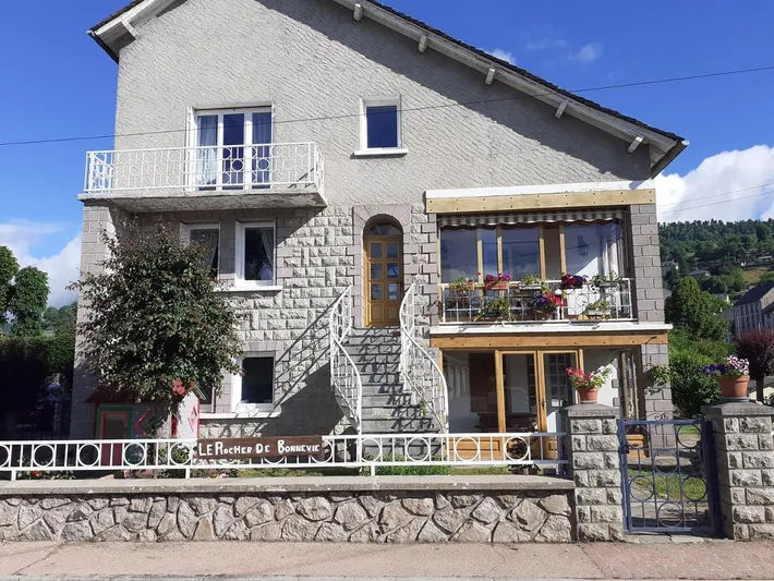 Apartamento de vacaciones para 3 personas, con balcón y vistas - 1