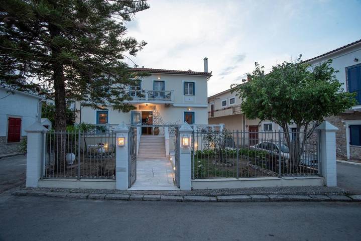 Hôtel pour 2 personnes, avec vue et jardin, animaux acceptés à Galaxidi - 3