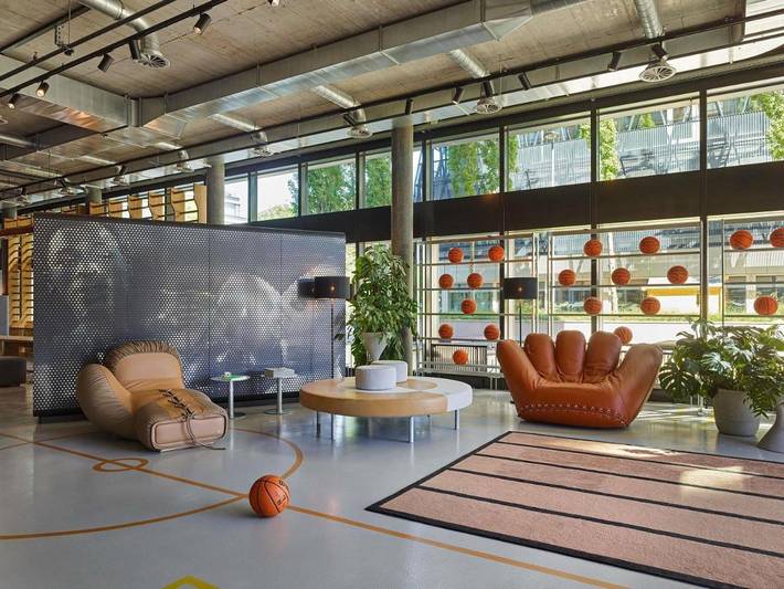 Hotel para 2 pessoas, com sauna e piscina e ainda terraço, com animais de estimação em Zurique