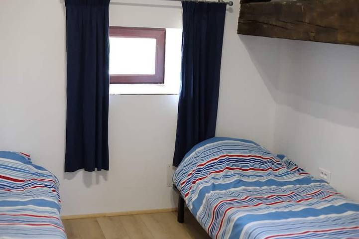 Location de vacances pour 5 personnes, avec piscine ainsi que terrasse et jardin, animaux acceptés à Madiran - 4