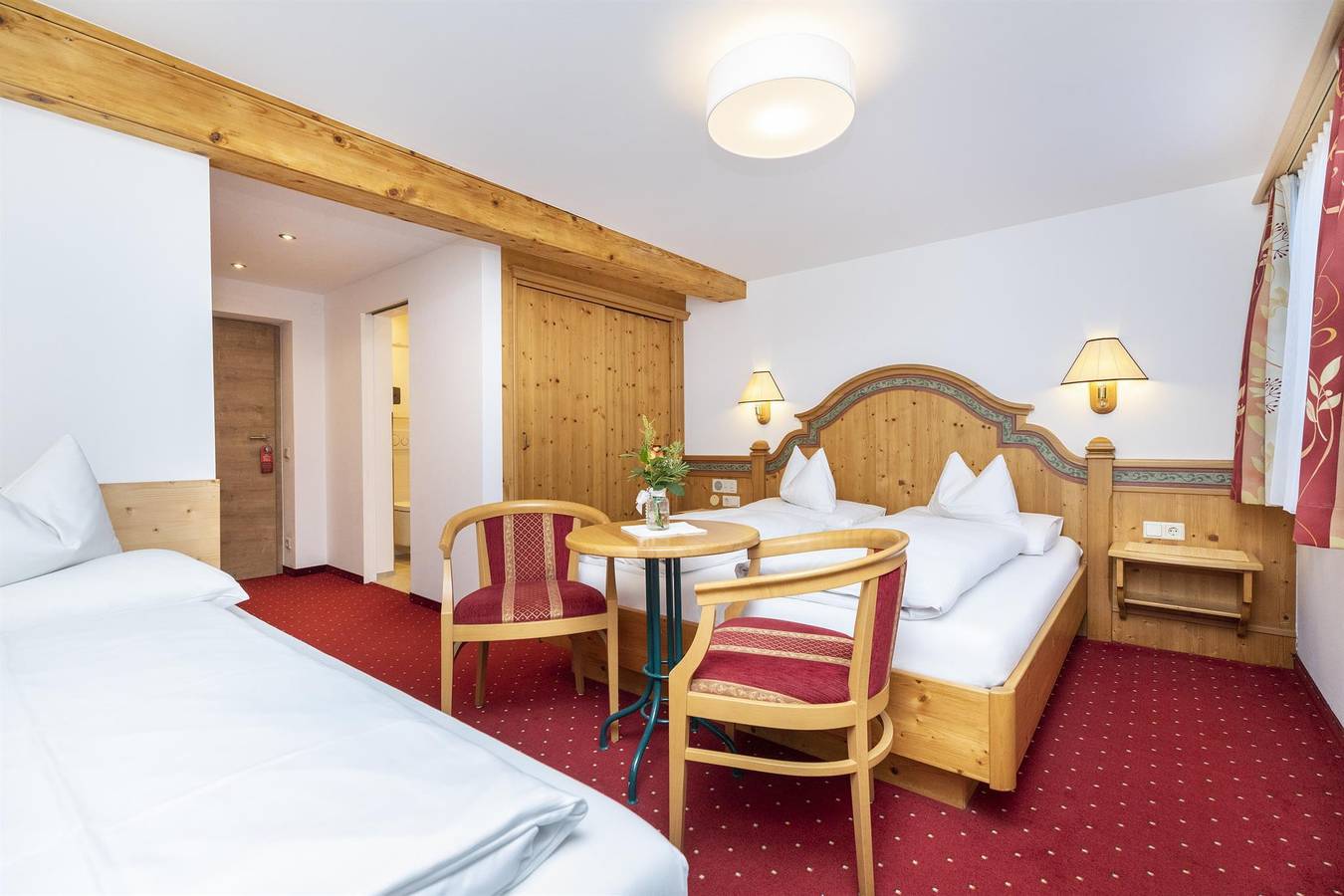 Cały apartament wypoczynkowy, Dreibettzimmer mit Dusche, Wc (3 Pers) in Flachau, Ski Amadé