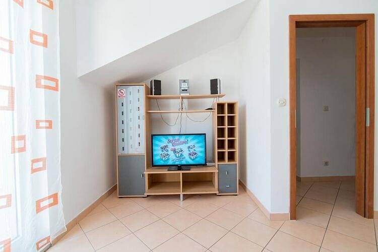 Ganze Wohnung, Apartments Batinic - Two Bedroom Apartment with Terrace and Sea View (St) in Supetar, Brac