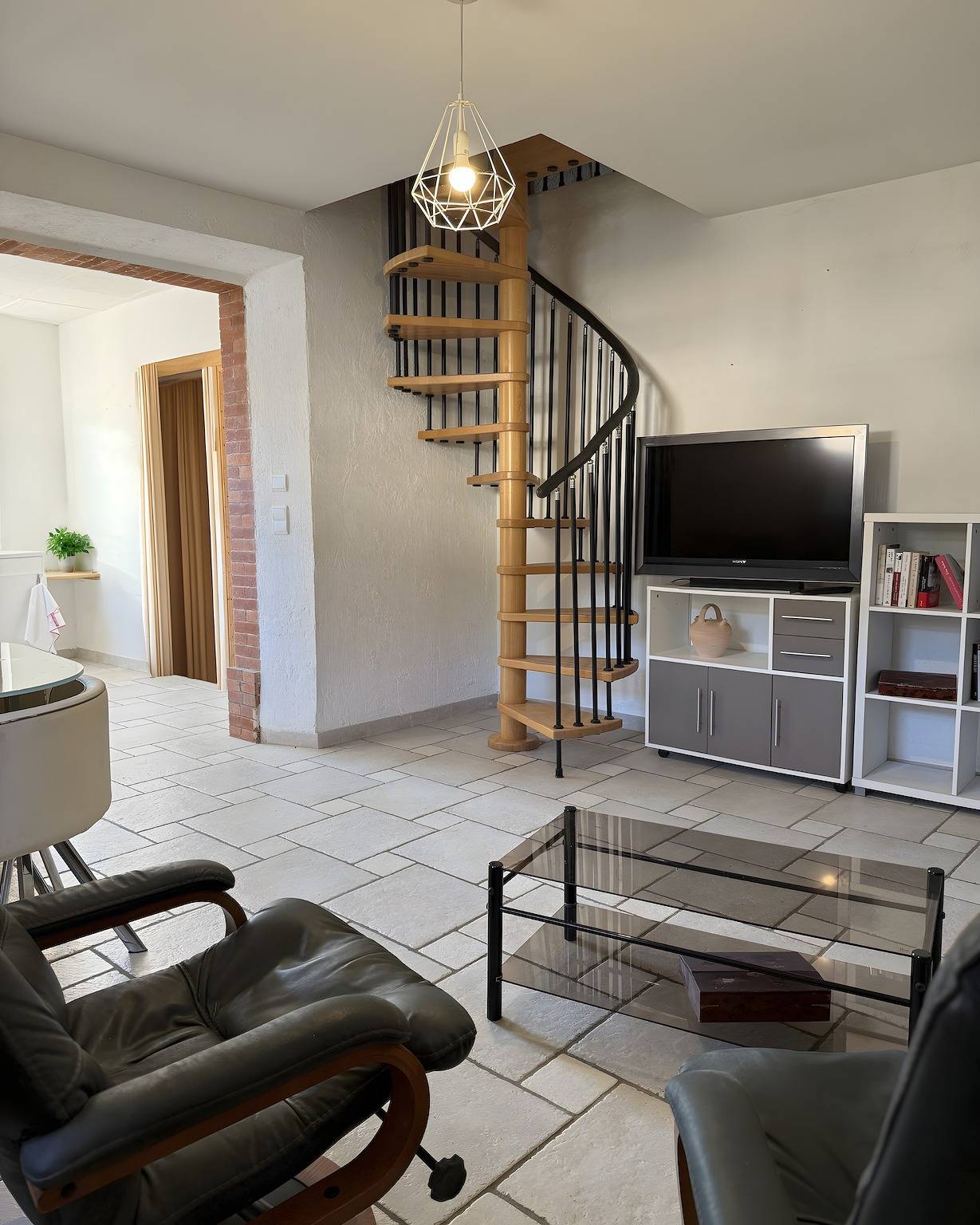 Casa de Campo 'Gîte 4 Pessoas – Drôme Provençale' com Terraço Partilhado, Wi-Fi e Ar Condicionado in Puy-Saint-Martin, Die (Região)