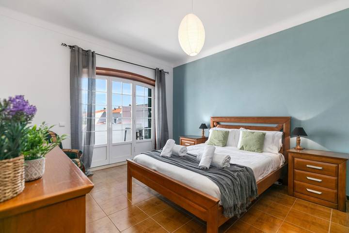 Location de vacances pour 7 personnes, avec terrasse et jardin à Sagres - 4