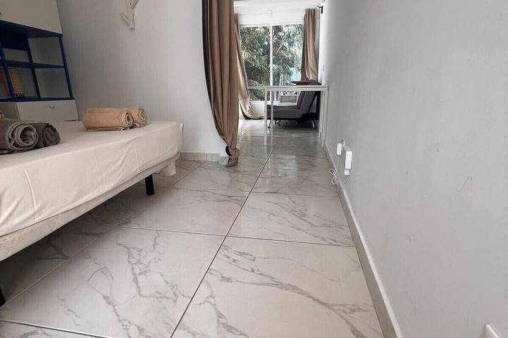 Ganze Wohnung, Studio Eureka, Fiber, Pool in Playa de LA BALLENA (Arona), Arona