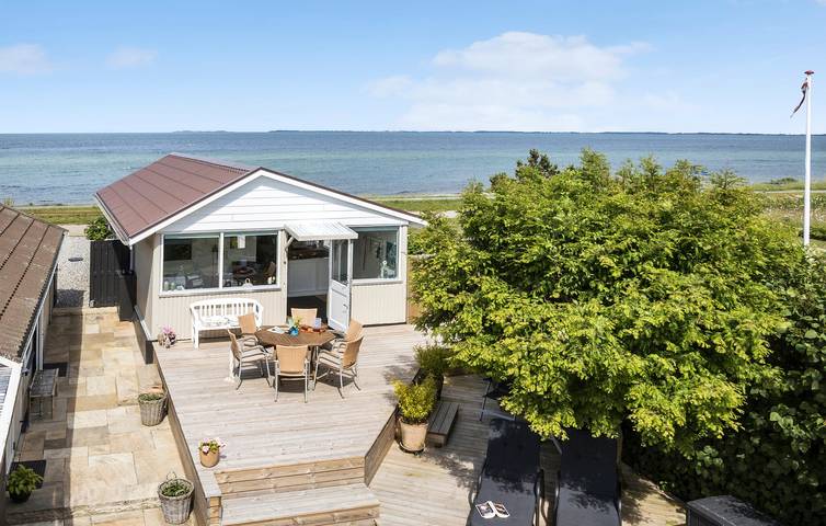 Ferieudlejning for 6 personer, med Terrasse og Have i Nordfyn