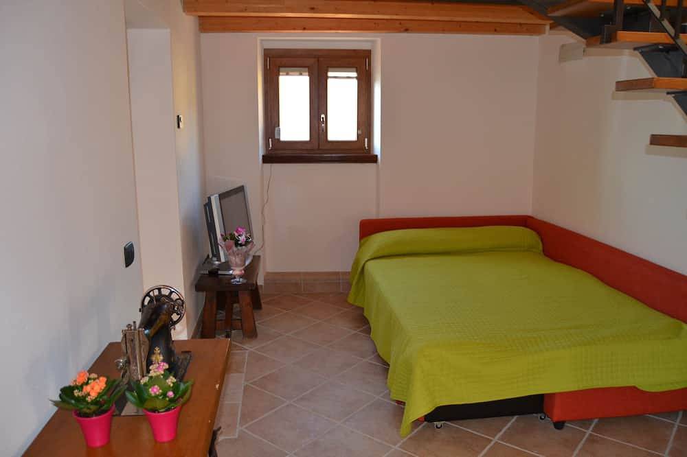 Ferienhaus auf dem Land in einem ruhigen Dorf für einen erholsamen Urlaub in Brenzone, Gardasee-Berge