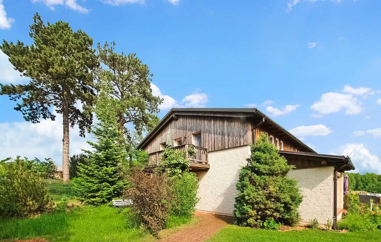 Ferienwohnung für 5 Personen, mit Terrasse und Garten sowie Seeblick in Templin
