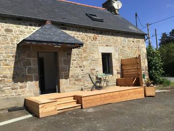 Gîte pour 4 personnes, avec terrasse à Ploumagoar