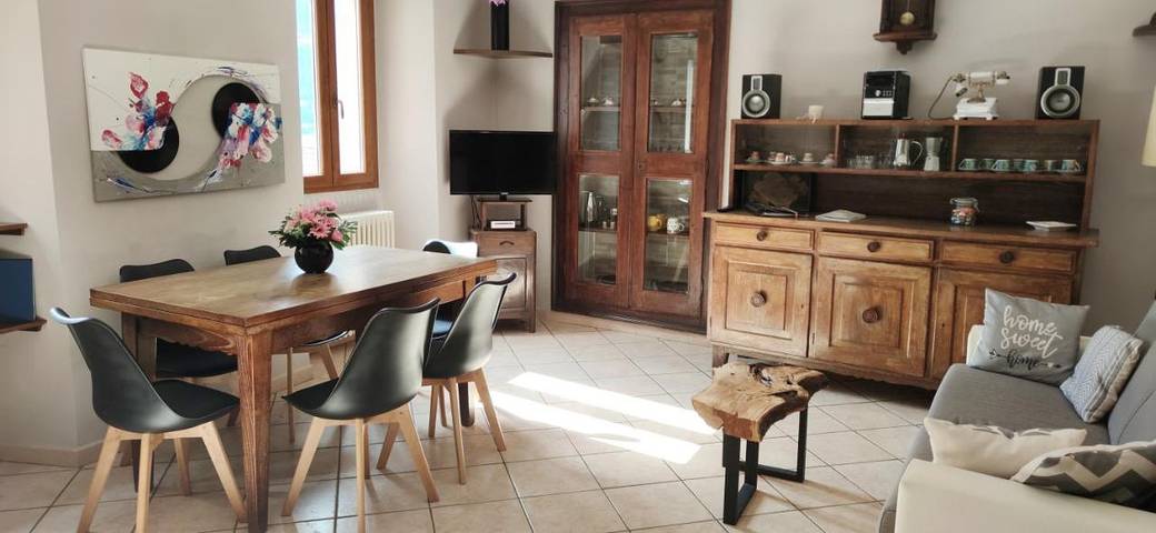 Gîte pour 4 personnes, avec vue sur le lac ainsi que vue et jardin dans Nesso - 2