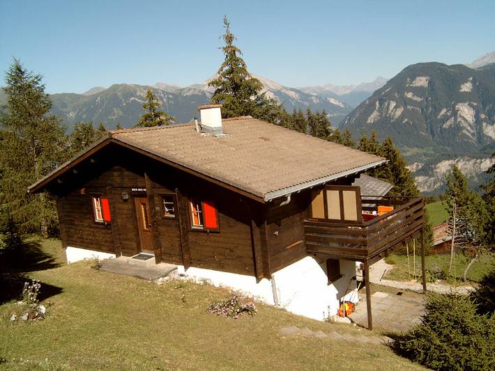Ganze Ferienwohnung, Haus Klein aber Fein - 6-Bettwohnung in Oberurmein, Urmein