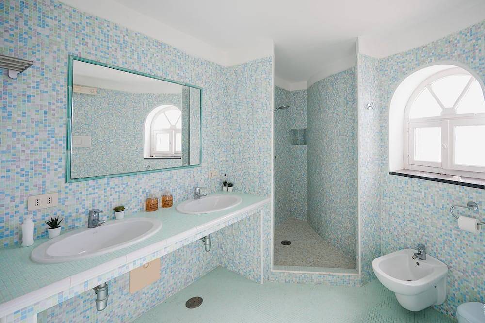 Villa mit Pool und 8 Doppelzimmern in Anacapri – by La Canostra Capri in Anacapri, Neapel Provinz