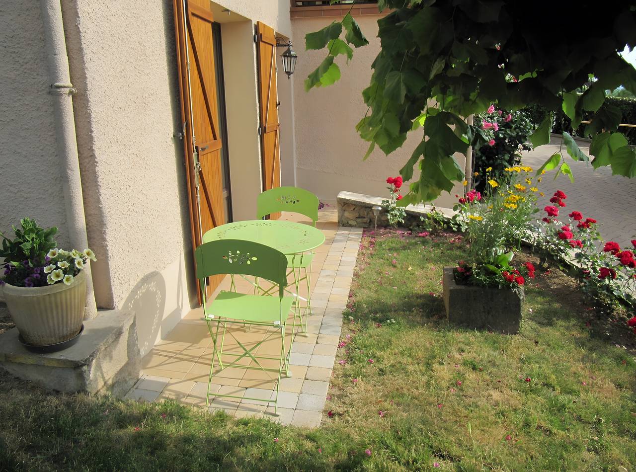 Apartamento entero, Apartamento 'Agradable' con Wi-Fi in Villefranche-de-Rouergue, Aveyron (desambiguación)