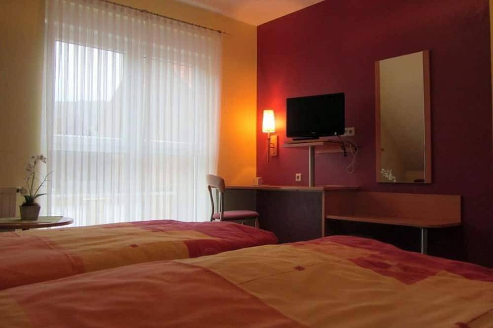 Ganze Wohnung, Ruhiges Doppelzimmer mit Dusche, Wc, 1 Schlafraum - Gasthaus Winkelvoß in Einbeck, Niedersachsen