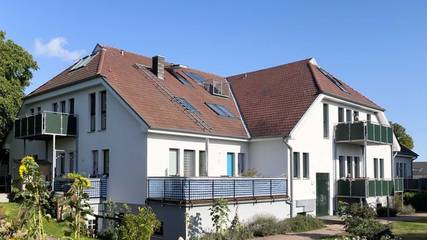 Ferienwohnung für 2 Personen, mit Sauna und Balkon sowie Garten, kinderfreundlich in Alt Reddevitz