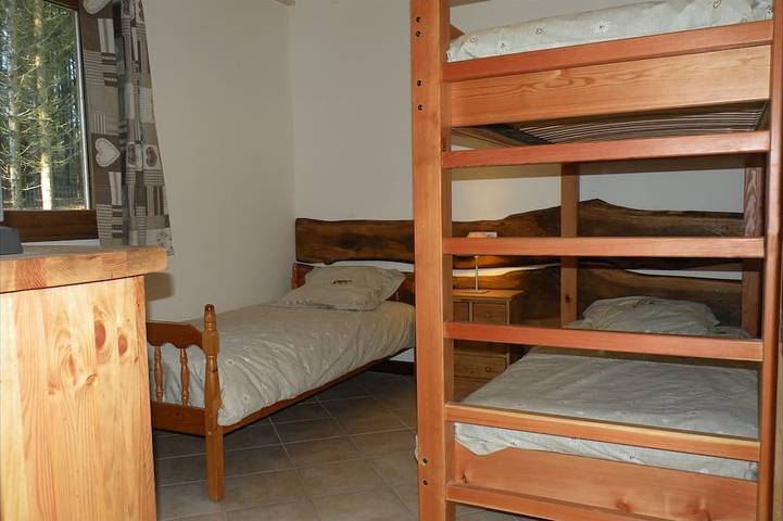 Gîte pour 7 personnes, avec terrasse, animaux acceptés à Servières-le-Château - 3