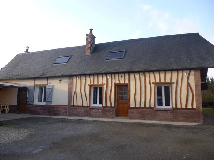 Gîte pour 5 personnes, avec terrasse à Tourville-la-Chapelle
