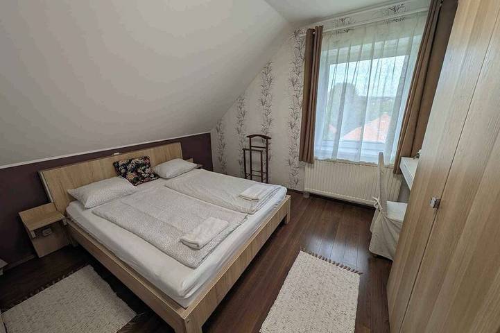 Ganze Wohnung, Ferienwohnung klimatisiert mit wunderschönem Blick auf den Balaton in Tihany, Balatonfüredi járás