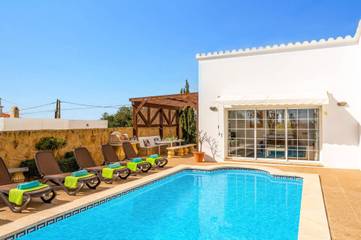 Villa in Cala en Porter, Alaior Municipality für 6 