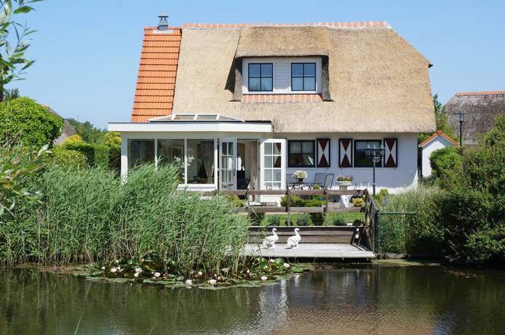 Ferienpark für 6 Personen, mit Terrasse und Garten sowie Ausblick und Seeblick