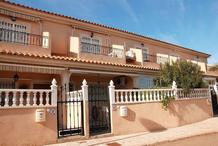 Villa 'Fantástica La Manga' with Shared Pool, Wi-Fi and Air Conditioning