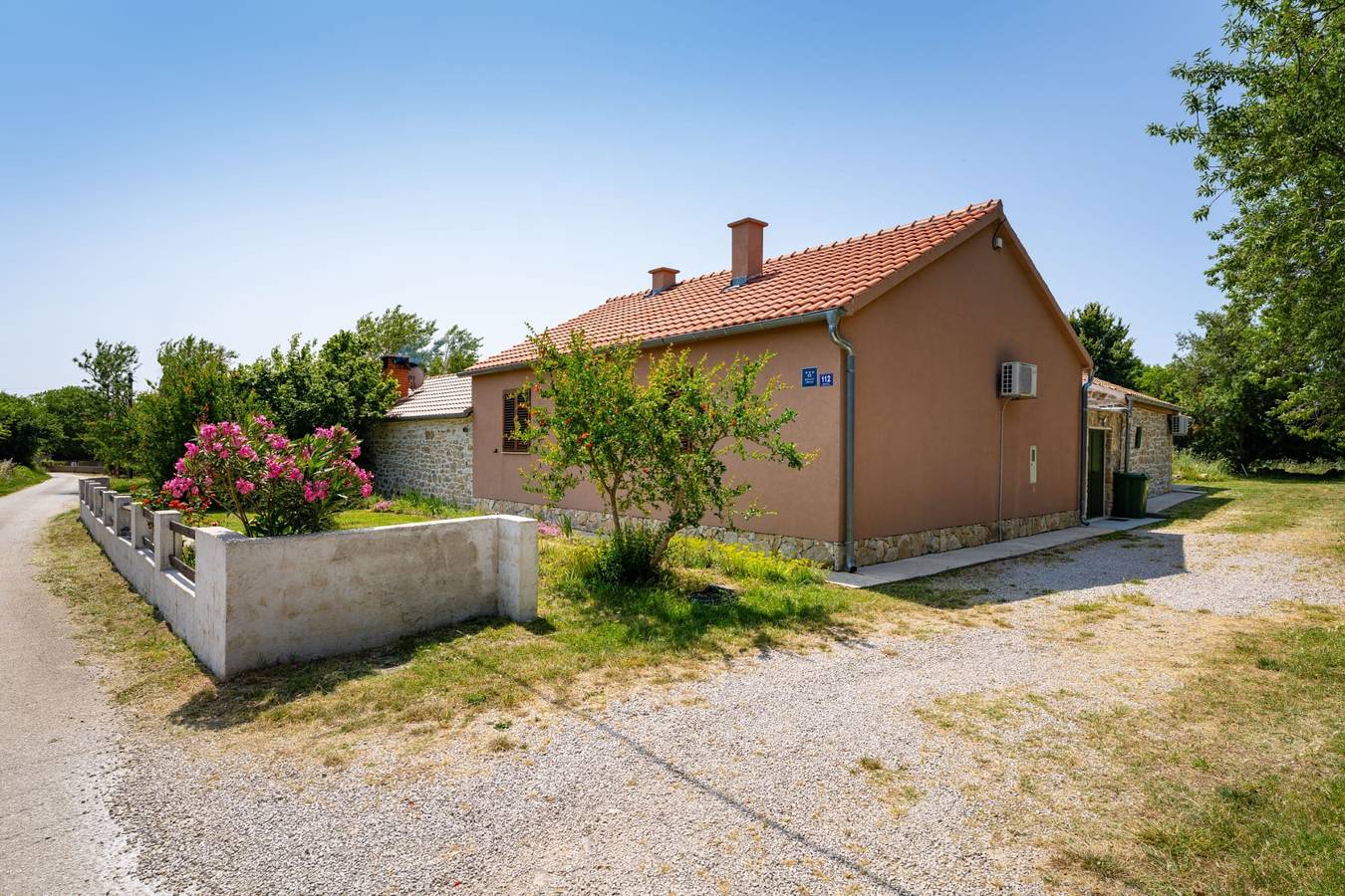 4-Zimmer-Haus mit Terrasse Benkovac, Zagora K-25209 in Šopot, Grad Benkovac