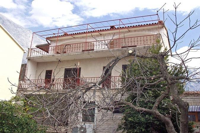 Triple room in Baška Voda, Makarska Riviera