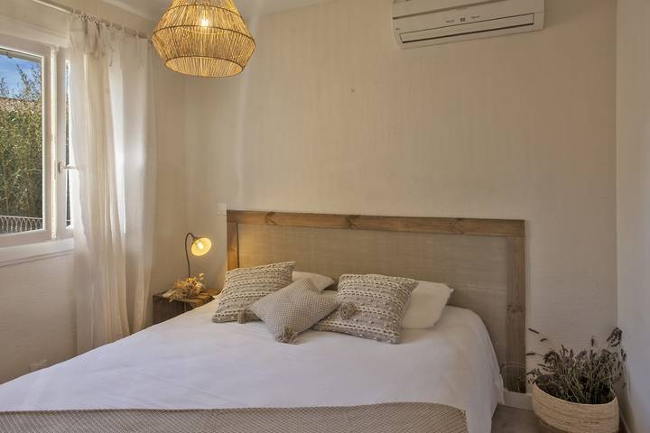 Gîte pour 4 personnes, avec piscine et jardin, animaux acceptés à Calvi - 2